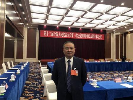 全国人大代表、互博在线(中国)凌峰军品分厂加工中心班长