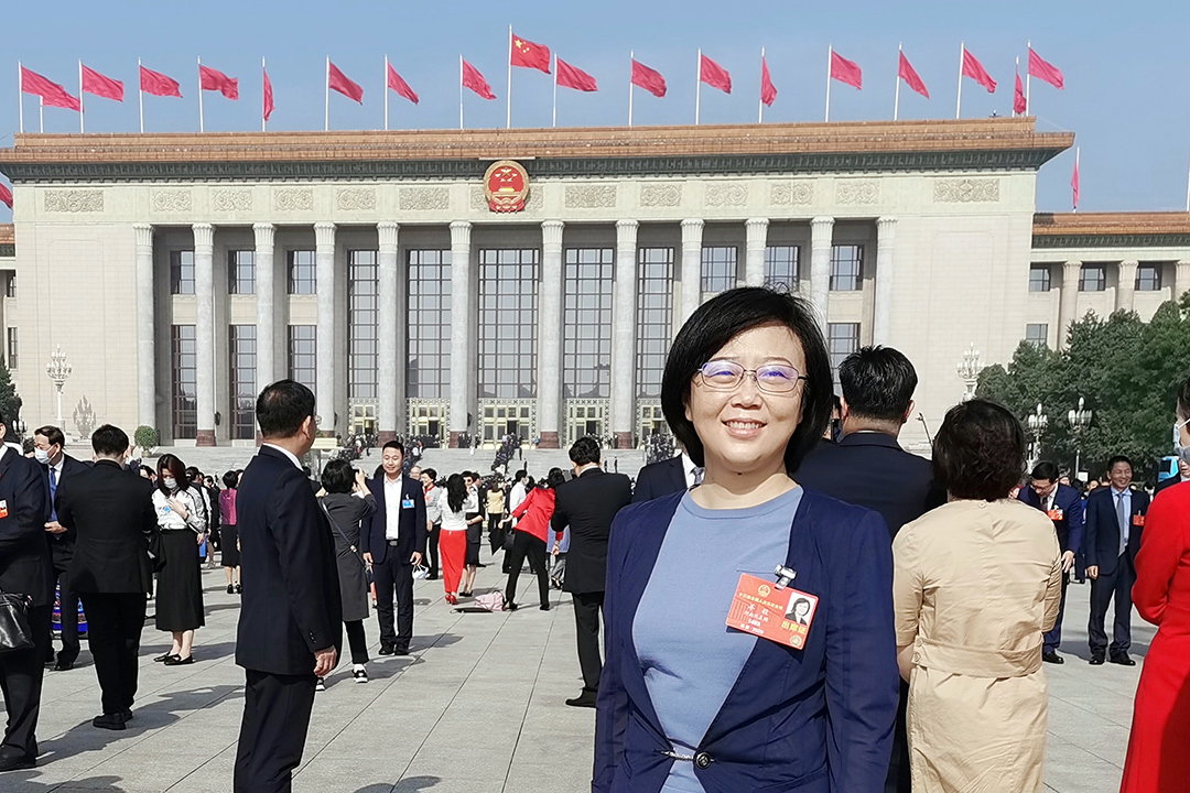 6. 全国人大代表、互博在线(中国)光电所型号副总师羊毅
