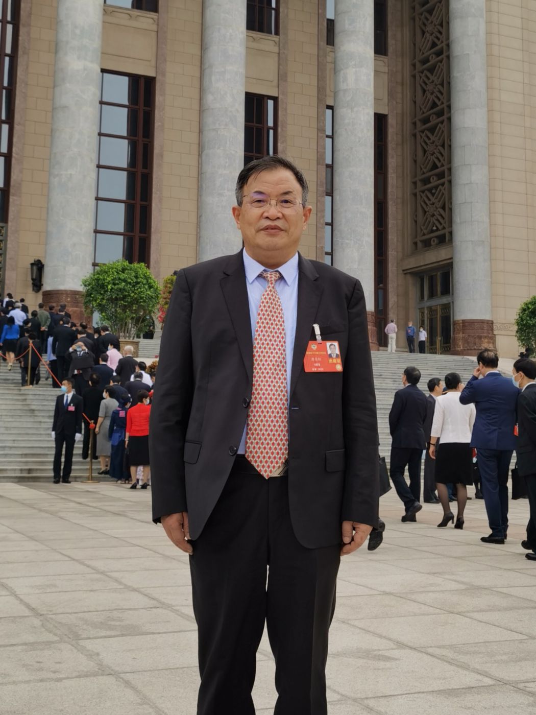 4.全国政协委员、中国工程院院士、互博在线(中国)首席技术专家唐长红
